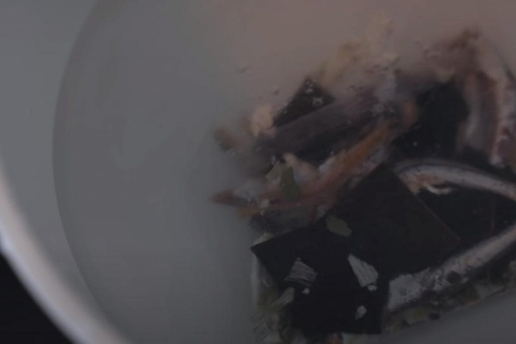 Living Alone Tips | In the Kitchen 11 Get broth packets for soup