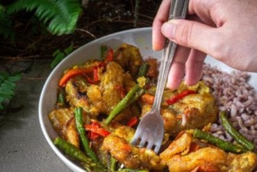 Ayam goreng kunyit but make it cendawan