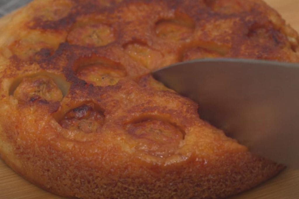 45k Likes! This ‘Bear-Masked’ Guy Makes Banana Cake Without An Oven 15 Banana Cake Without An Oven 13