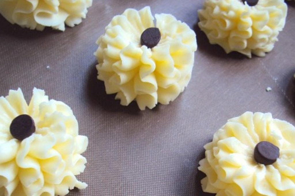 Buttery and Pretty | Types of Semperit and Recipes 11 Semperit Susu Cheese