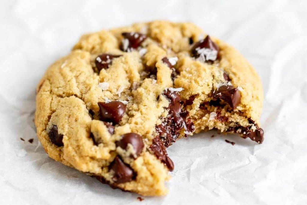 10 Easy Dessert Recipes For Father's Day (We Loved No.7) 10 Almond Flour Chocolate Chip Cookies 1