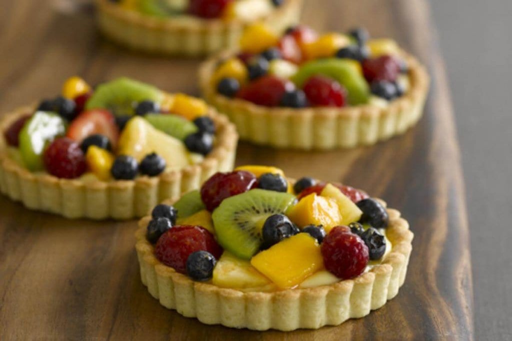 10 Easy Dessert Recipes For Father's Day (We Loved No.7) 8 Parisian Fruit Tarts 1