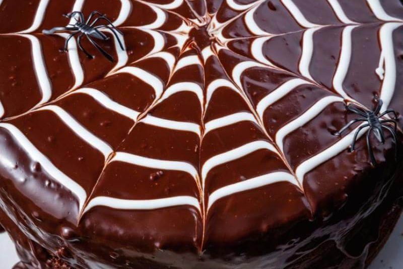 5 Halloween Themed Desserts (No.4 is the easiest!) 1 Spiderweb Cake 1 edited 1