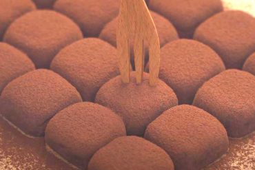 Condensed Milk Chocolate Truffles 1