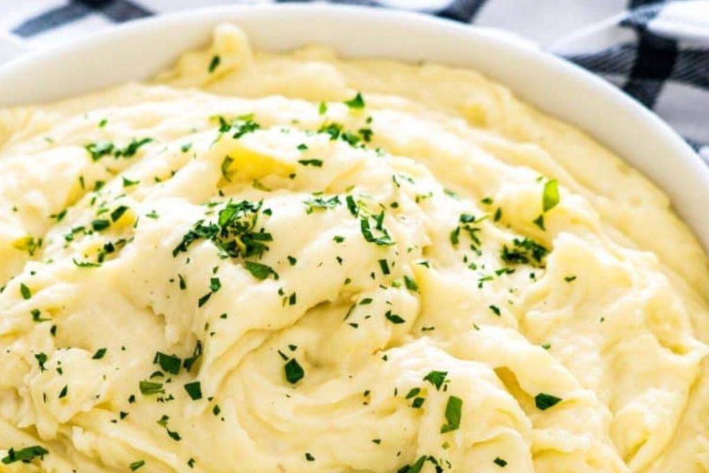9 Surprising Ways To Add Mayo When Baking And Cooking! 2 IN MASH POTATOES 1