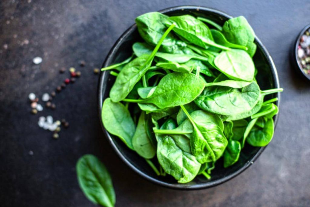 5 Foods To Boost Serotonin And Make You Happier (You’ll Be Happy No.3 Is On The List) 8 Spinach 1