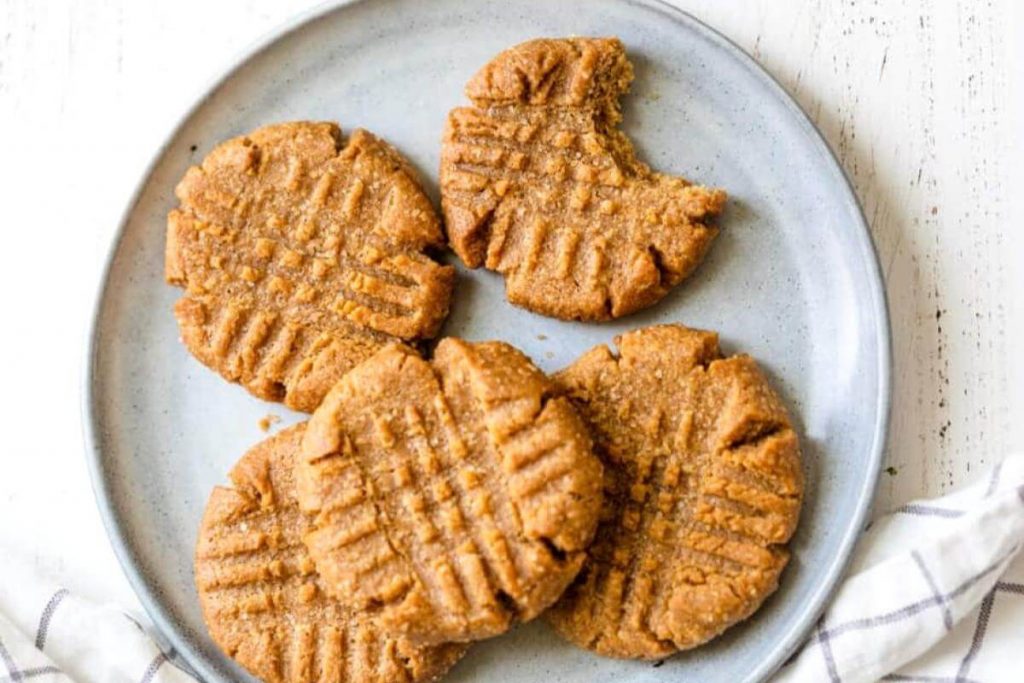 Top 5 3-Ingredient Snack Recipes (No.3 is trending among fitness freaks!) 7 Ingredient Peanut Butter Cookies