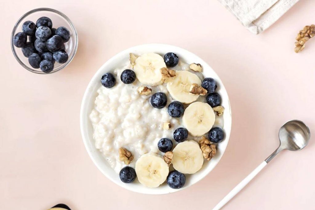 7 Immune Boosting Food To Add To Your Diet (No.4 is quite surprising!) 5 BLUEBERRY PORRIDGE BOWL