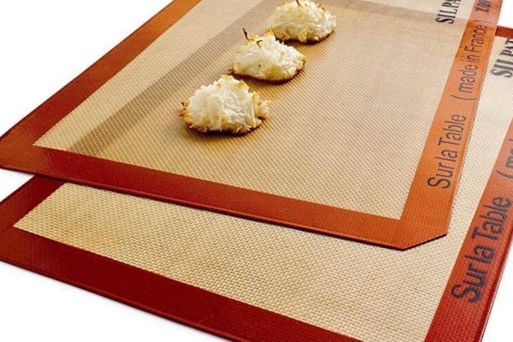 Top 10 Baking Tools You Need in The Kitchen 2025 6 Silicone Baking Mat