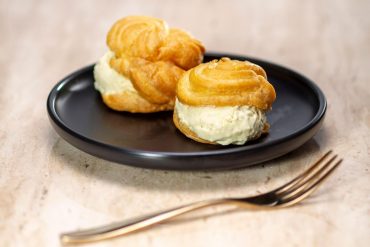 ice cream puff