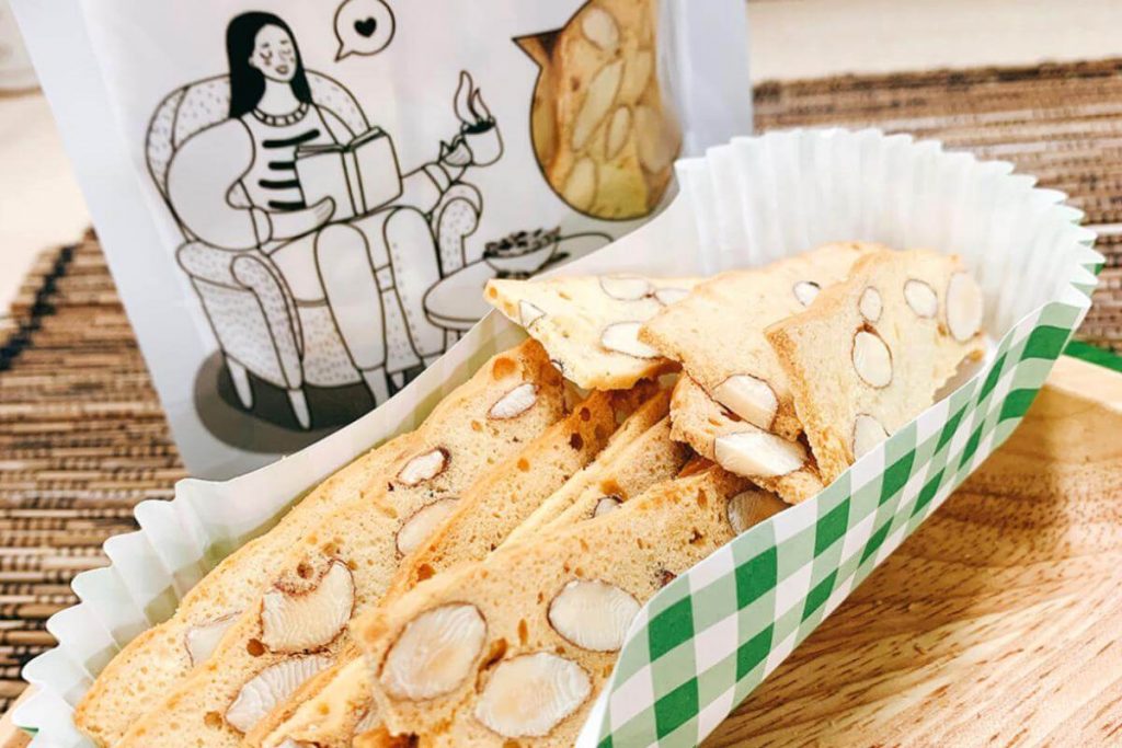 Top 10 Almond Snacks in Malaysia 2025 5 CRUNCHY DELICIOUS Almond Biscotti thin