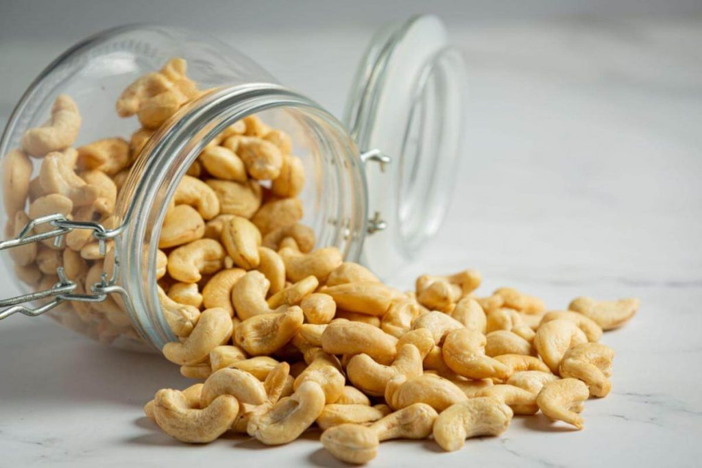 10 Jenis Kacang Terbaik di Malaysia 2025 7 Cashew