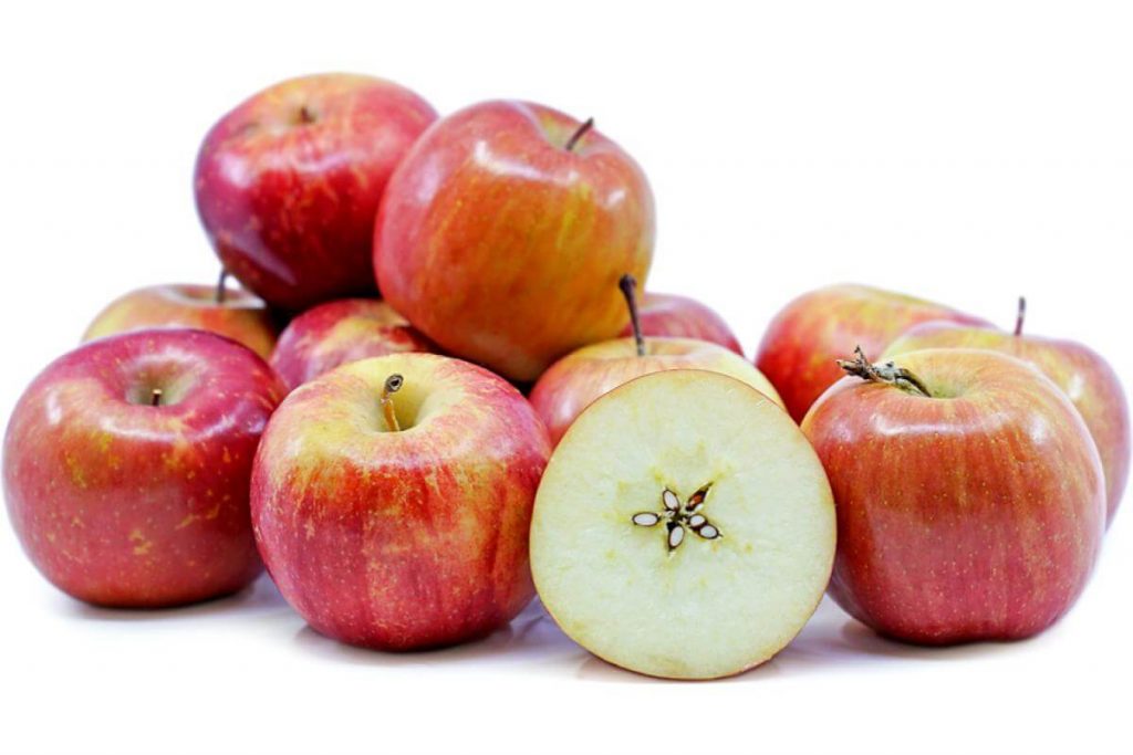 Top 10 Best Types of Apple in Malaysia 2025 2 Fuji apple
