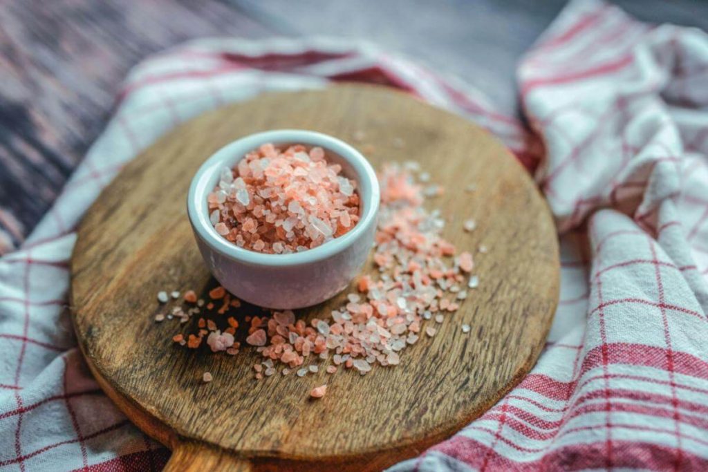 10 Jenis Garam Terbaik di Malaysia 2025 3 Himalayan Pink Salt