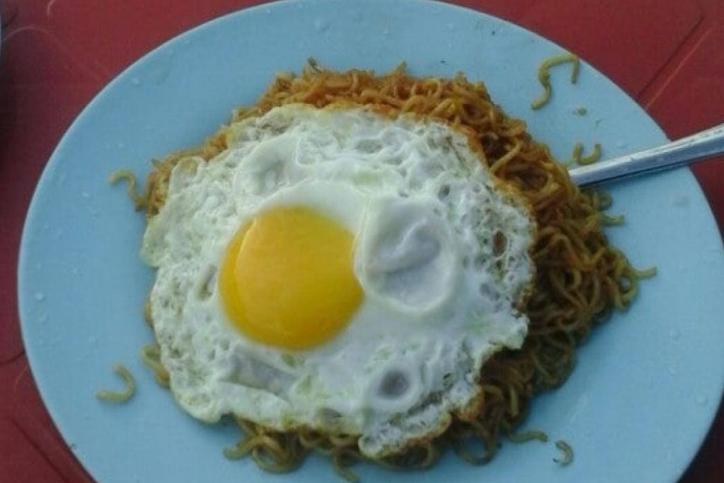 7 Maggi Goreng Yang Wajib Dicuba di Petaling Jaya 2025 15 Janggut Night Stall