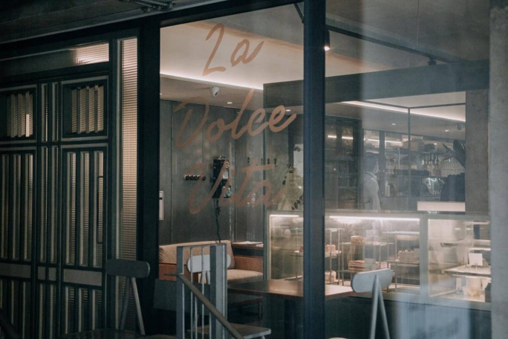 8 Kafe Terbaik di Bangsar 2025 8 Naj Belle