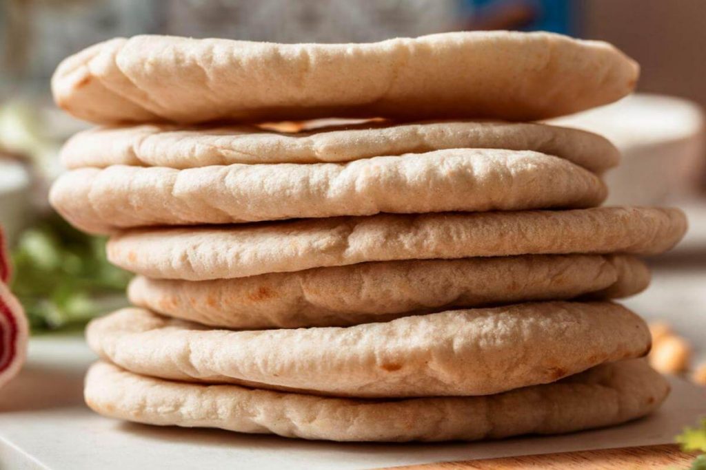 <strong>10 Jenis Roti Terbaik Untuk Dicuba 2025</strong> 10 Pita bread