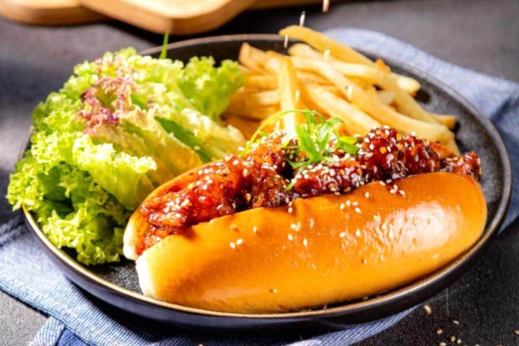 Top 8 Best Cafes In Petaling Street 2025 5 leaf co. cafe