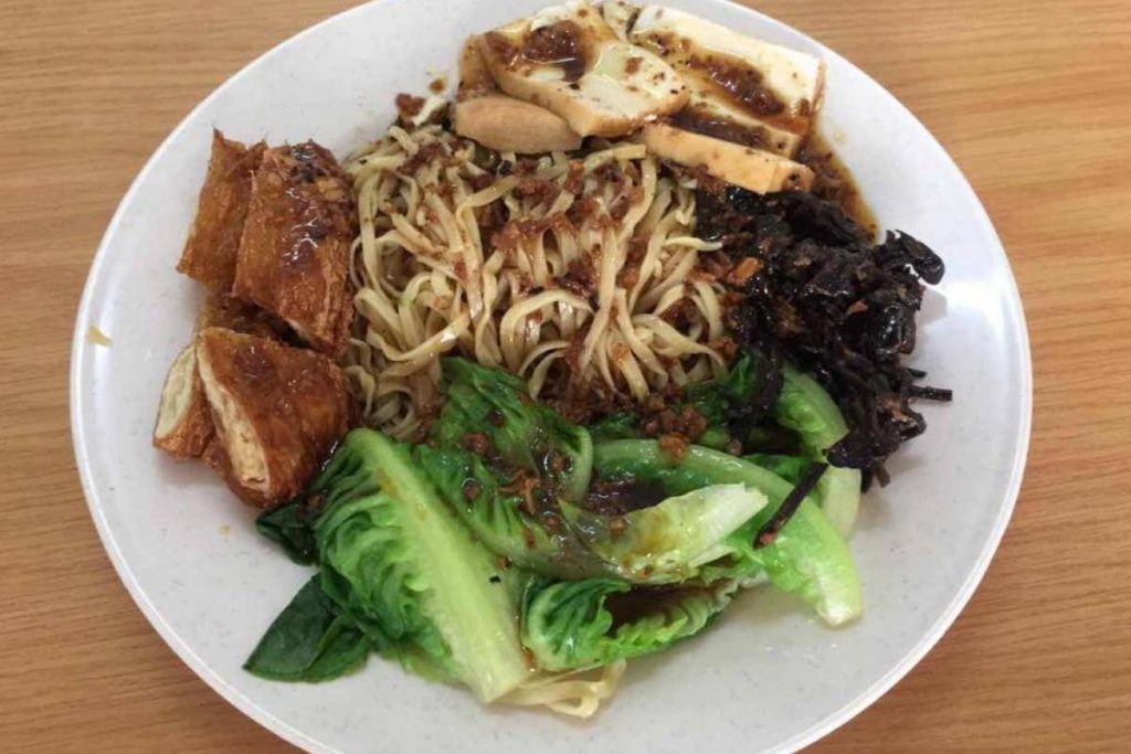 10 Restoran Makanan Sihat Terbaik di Ipoh 2025 16 Fatty Mama Vegetarian