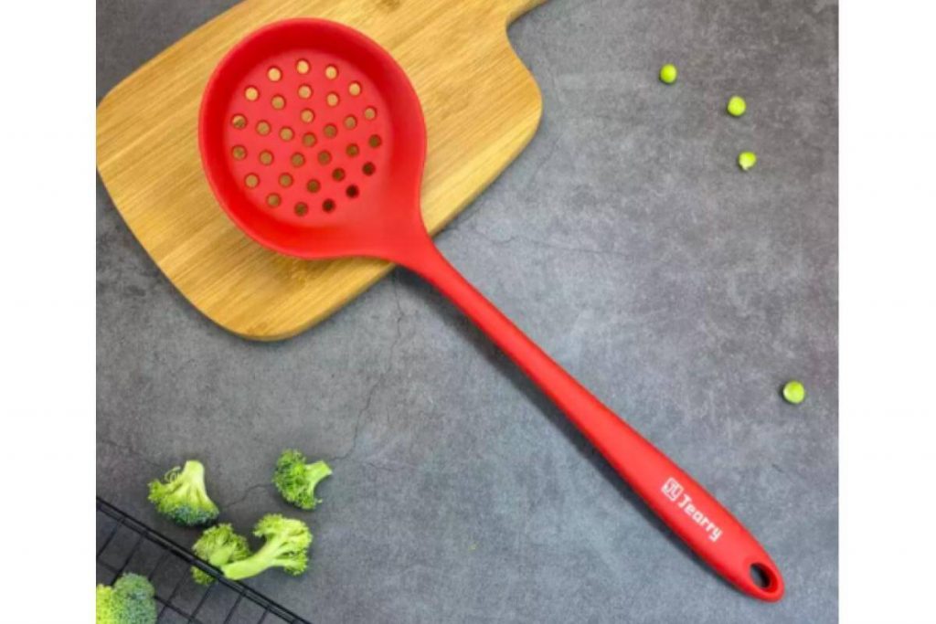 Top 8 Best Slotted Spoons in Malaysia 2025 5 Jearry Silicone Handle Slotted Spoon