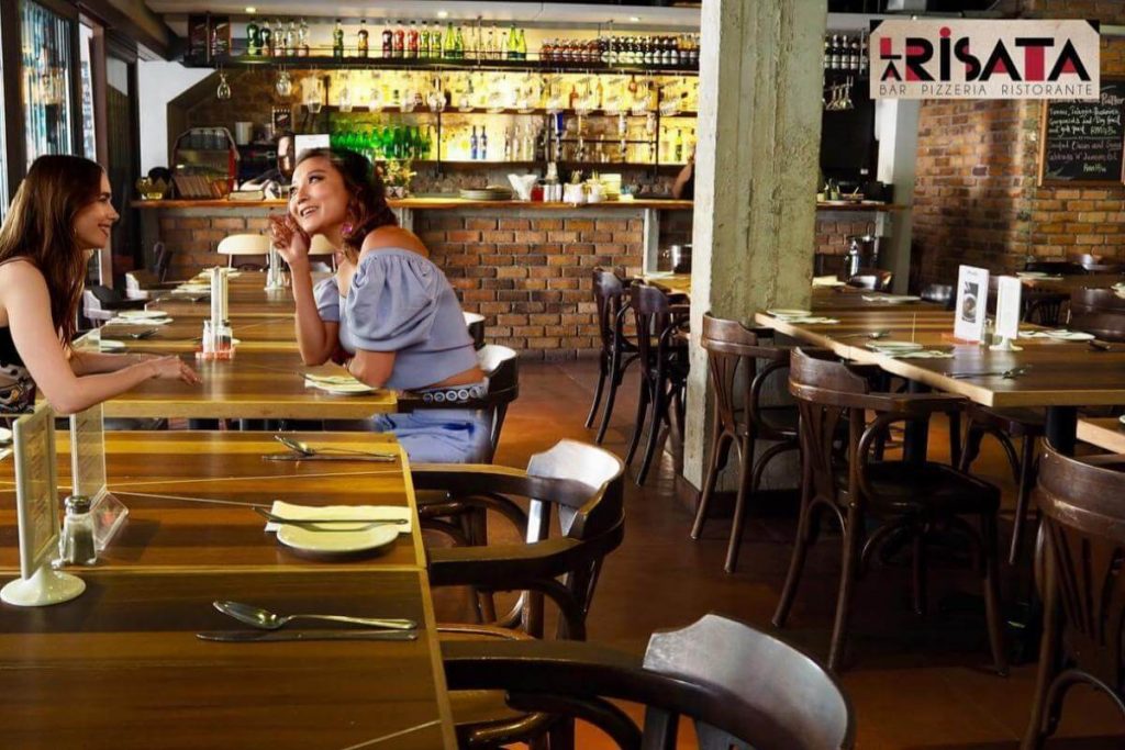 7 Pizza Paling Best di Kuala Lumpur 2025 8 La Risata Bar Pizzeria Ristorante