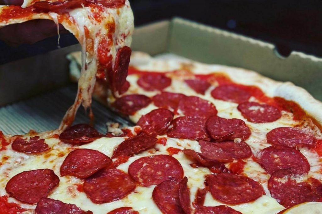 7 Pizza Paling Best di Kuala Lumpur 2025 9 La Risata Bar Pizzeria Ristorante