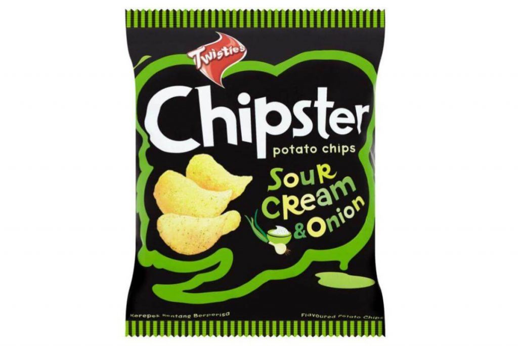 10 Snek Yang Perlu Anda Beli Semasa Menonton Filem 2025 8 Twisties Chipster Sour Cream Onion