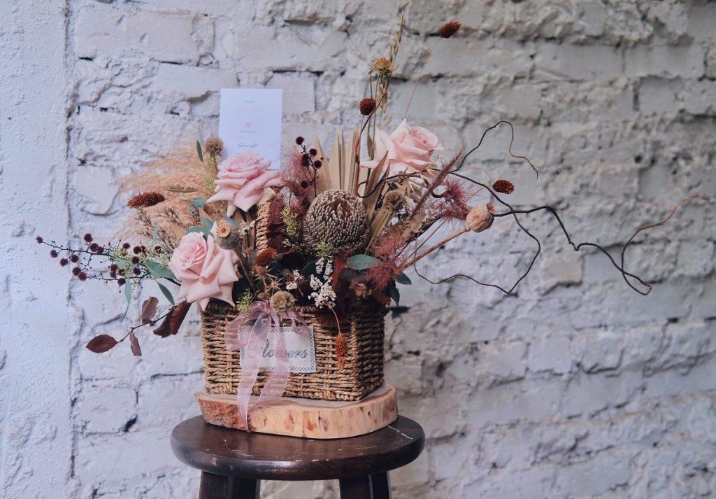 10 Perkhidmatan Penghantaran Bunga Terbaik di Malaysia 2025 15 Dear J Flower