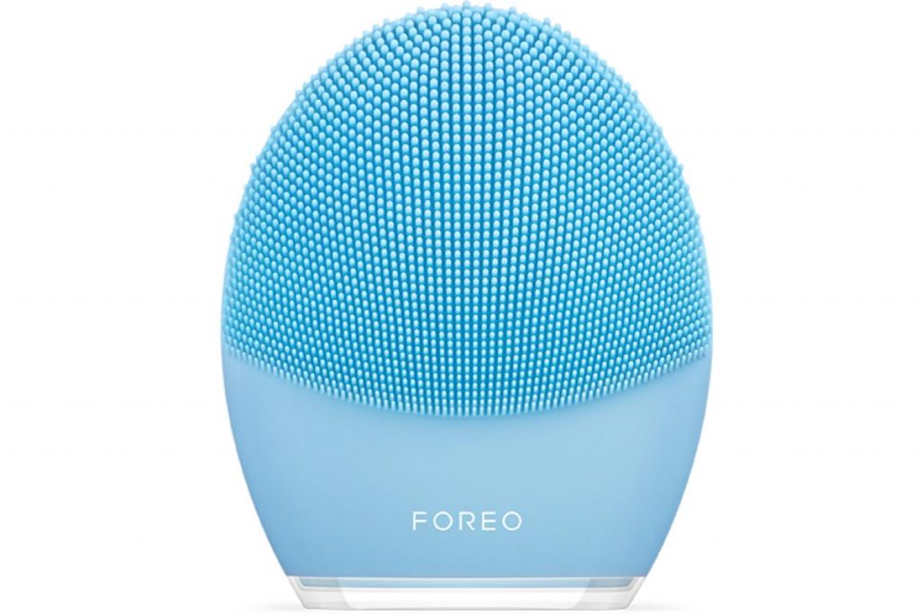 Top 9 Best Facial Cleansing Brushes in Malaysia 2025 5 Foreo Luna Facial Cleansing Brush