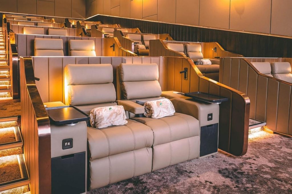 10 Pawagam Premium Terbaik di Malaysia 2025 6 Golden Screen Cinemas Aurum Theater