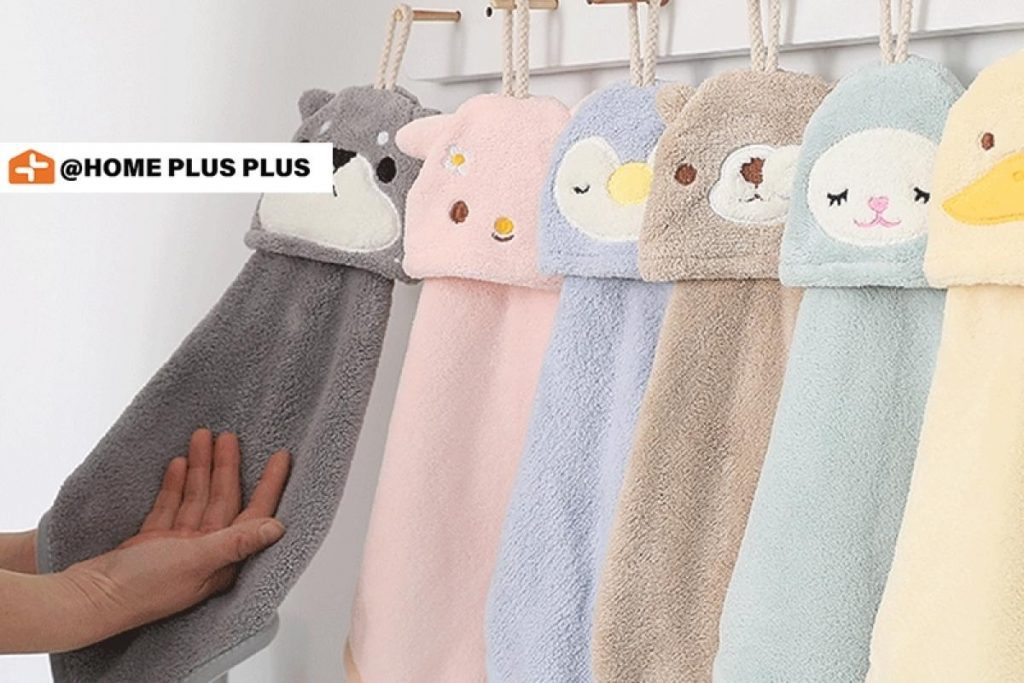 8 Tuala Tangan Terbaik di Malaysia 2025 5 HOMEPLUS Cartoon Cute Coral Fleed Hand Towel