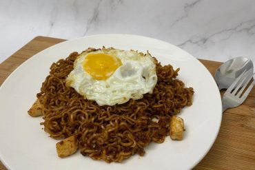 Maggi Goreng Kuah Kacang