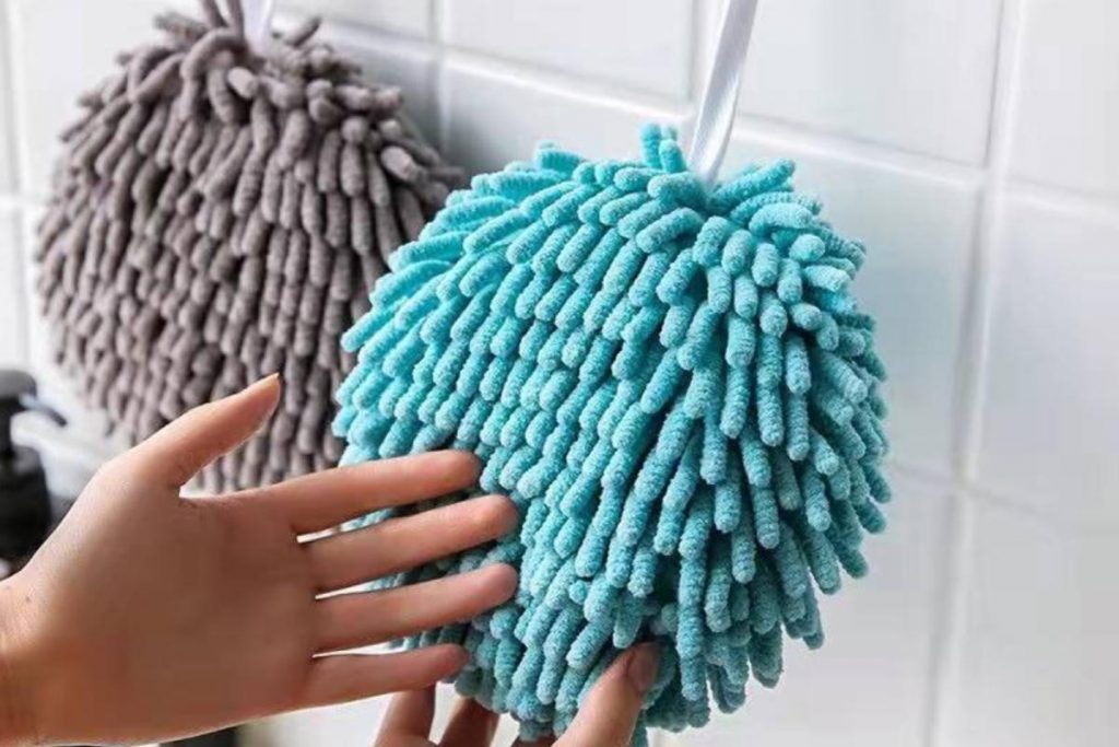 8 Tuala Tangan Terbaik di Malaysia 2025 4 Soft Plush Chenille Hanging Towel Quick Drying Towel