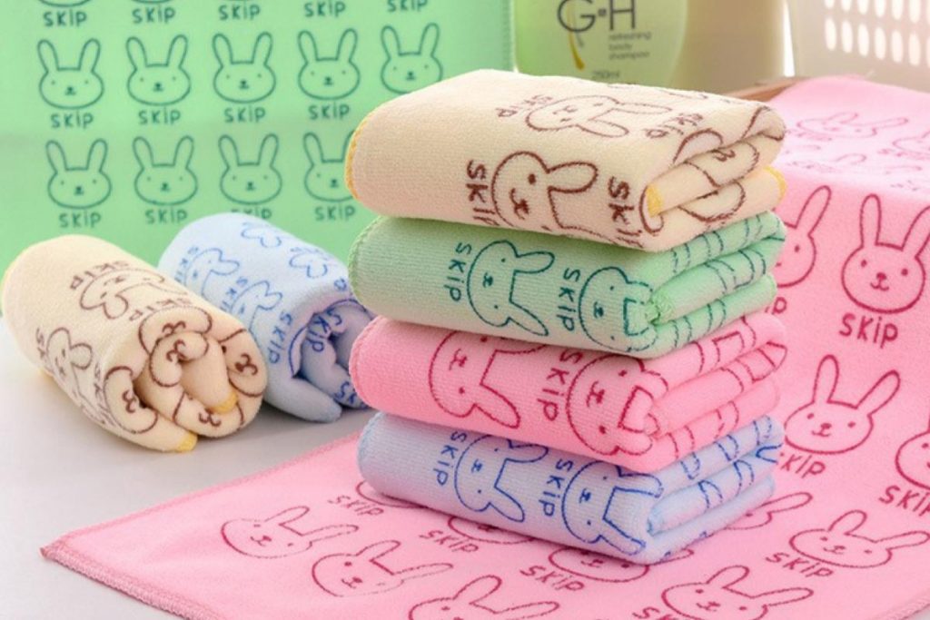 Top 8 Best Bath Towels in Malaysia 2025 9 TENSO Absorbent Towel Cute Rabbit Design Baby Bath Towel