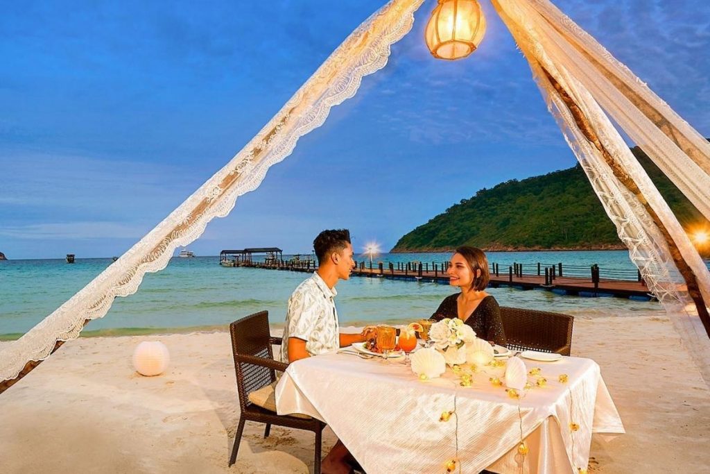 10 Tempat Honeymoon Terbaik di Malaysia 2025 35 The Taaras Beach Spa Resort