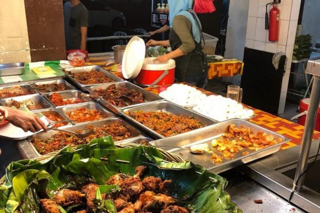 8 Nasi Lemak Terbaik di Ipoh 2025 23 Warung Nasi lemak