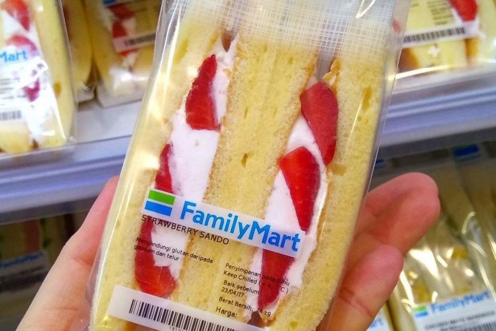 14 Makanan Terbaik Family Mart di Malaysia 2025 9 Dessert Sandwiches
