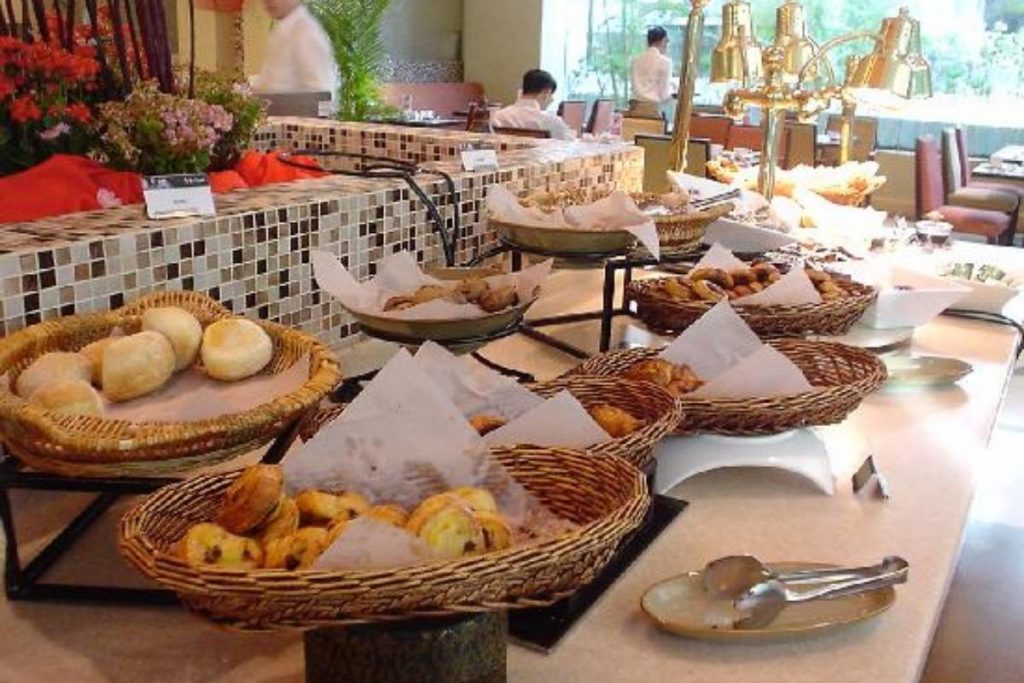 10 Bufet Hotel Terbaik di Kuala Lumpur 2025 13 Impiana KLCC Hotel