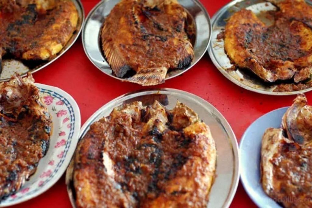 <strong>10 Ikan Bakar Terbaik di Ipoh 2025</strong> 21 Restoran Tasik Raban
