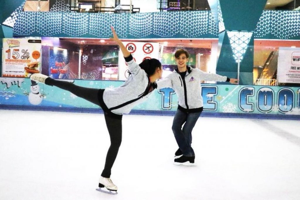 8 Tempat Dating Menarik di Malaysia 2025 10 Sunway Pyramid Ice