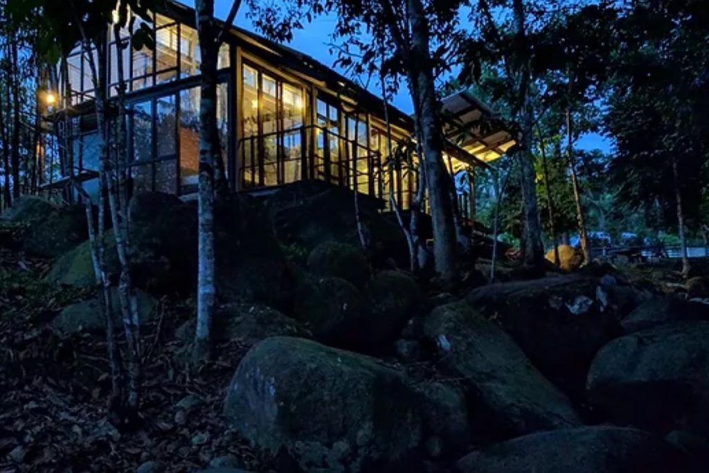 10 Tempat Percutian Alam Semula Jadi Terbaik di Malaysia 2025 13 Tanah Larwina