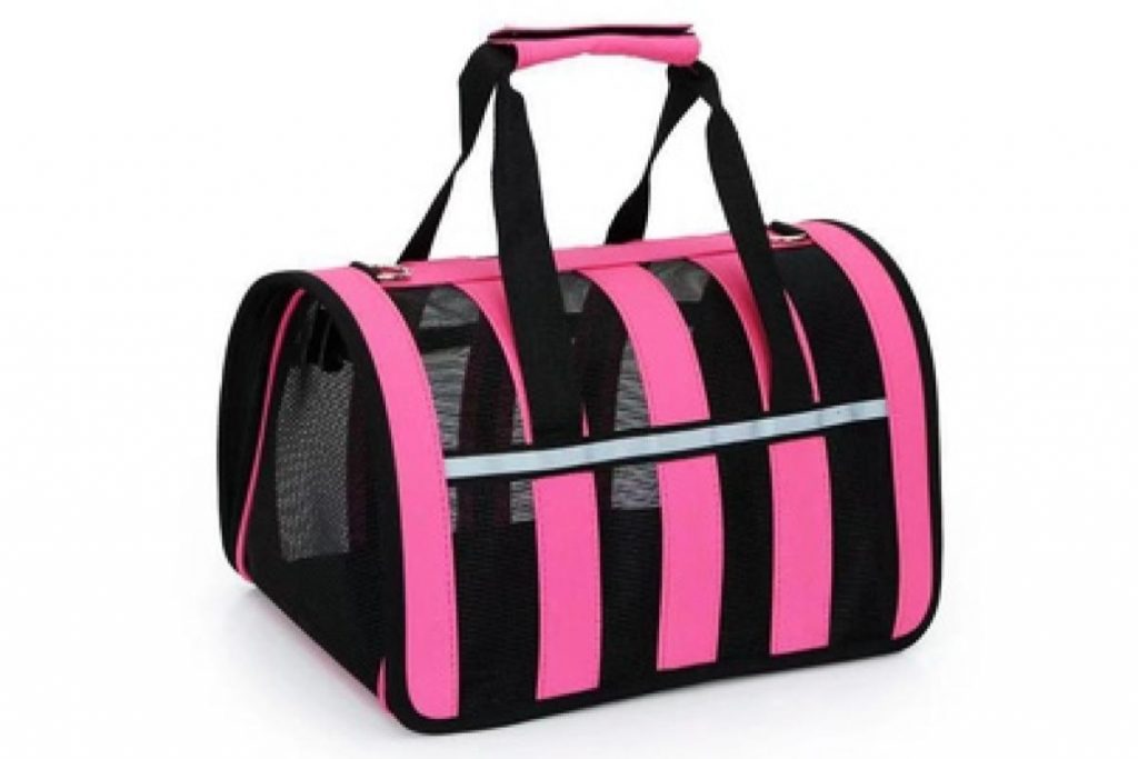 8 Pet Carriers Terbaik di Malaysia 2025 6 Breathable Pet Carrier