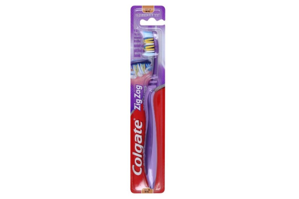 Top 8 Best Manual Toothbrushes in Malaysia 2025 2 Colgate ZigZag Toothbrush