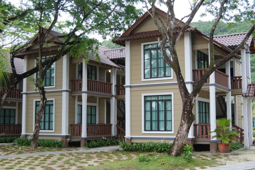 8 Tempat Penginapan Terbaik di Pulau Redang 2025 12 Coral Redang Island Resort