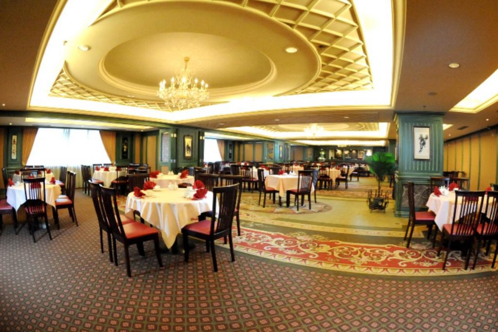 8 Tempat Penginapan Terbaik di Kuching 2025 15 Grand Margherita Hotel