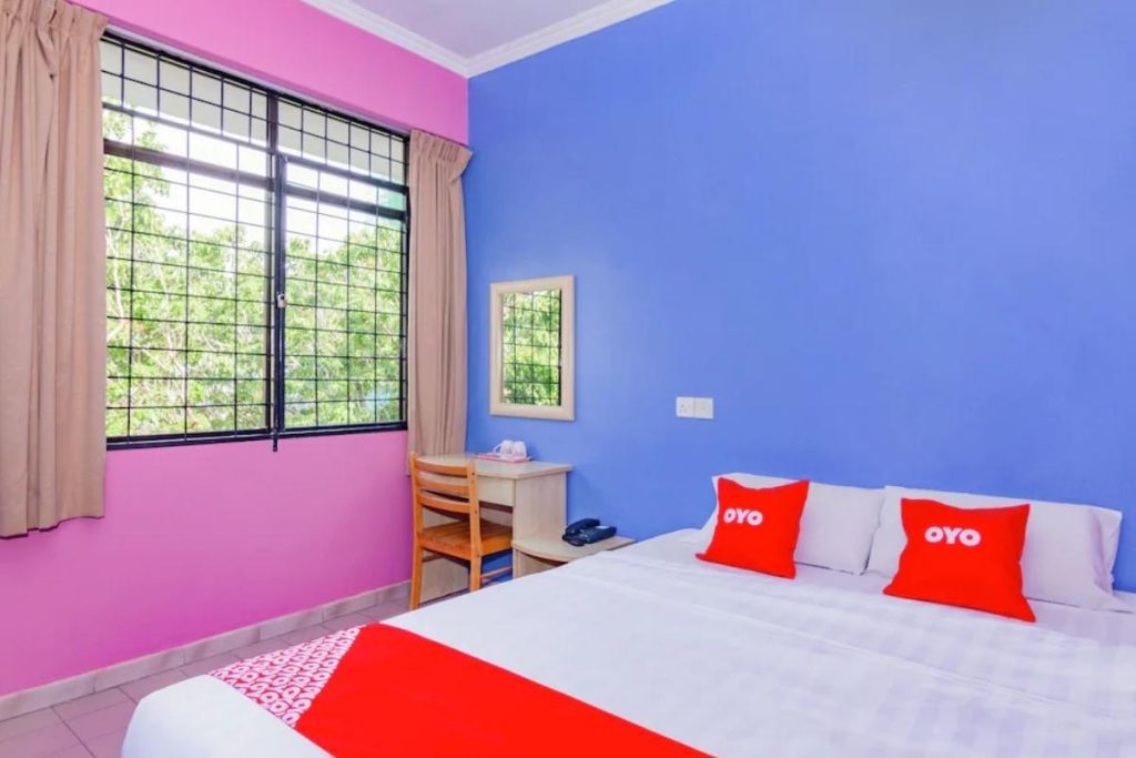 8 Tempat Penginapan Mesra Bajet di Kota Kinabalu 2025 12 OYO Hotel New Sabah