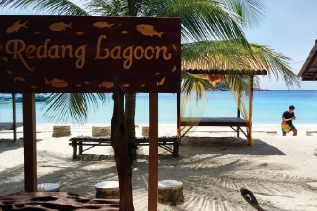 8 Tempat Penginapan Terbaik di Pulau Redang 2025 14 Redang Lagoon Chalet