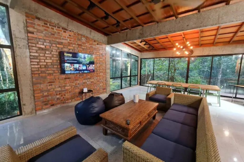 8 Tempat Penginapan Terbaik di Serendah 2025 11 Serendah River Retreat