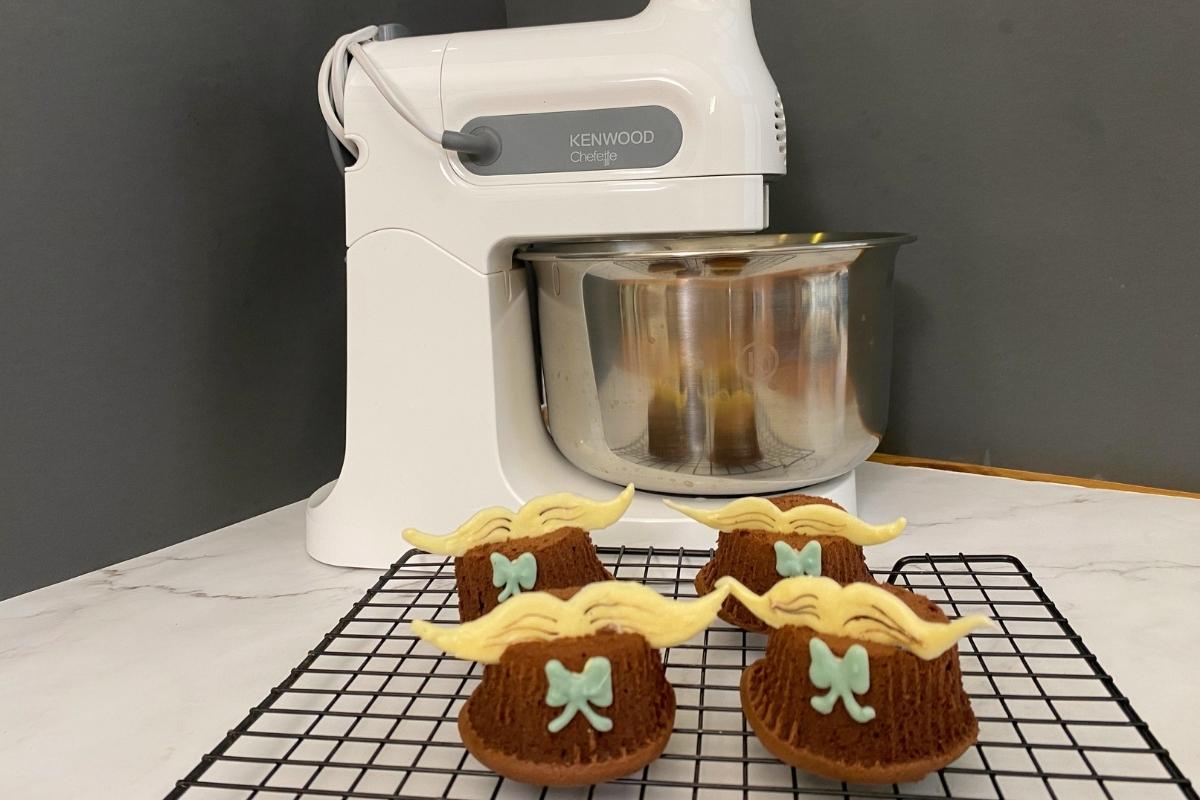 Chocolate Cake Bombs