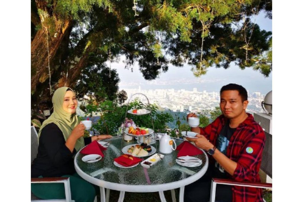 Top 8 Best Places for Anniversary Celebrations in Penang 2025 9 David Browns Restaurant Tea Terrace